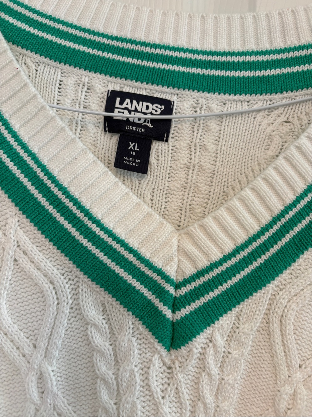 Lands' End Women's White Cotton Cable-Knit V-Neck Sweater Green Trim PREPPY!! - Picture 2 of 2